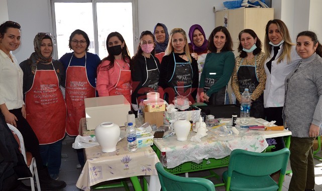 Turgutlulu kadınlar boş zamanlarını kurslarda değerlendiriyor