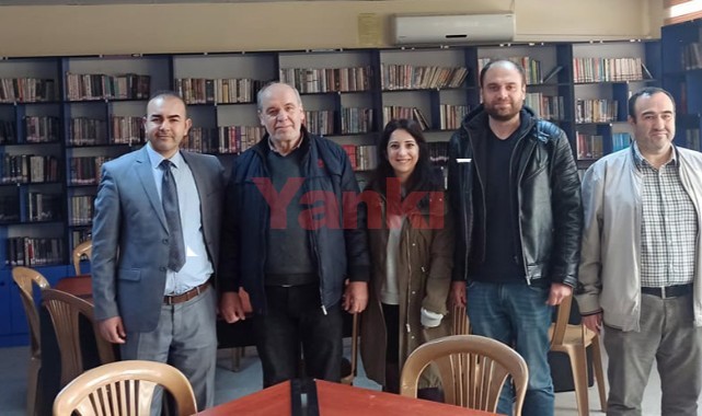 Emekliye ayrıldığı okulda adını taşıyan kütüphaneyle bağını koparmadı!
