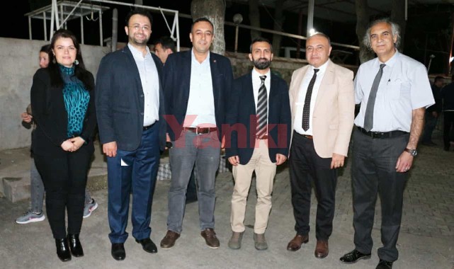Sağlık çalışanları iftarda bir araya geldi