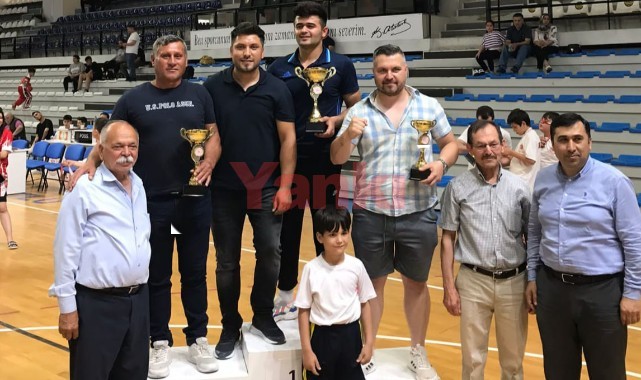 Manisa Kick Boks Şampiyonası Turgutlu’da yapıldı