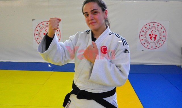 Sosyalleşmek için judoya başlayan Sümeyye, dünya şampiyonluğu yolunda