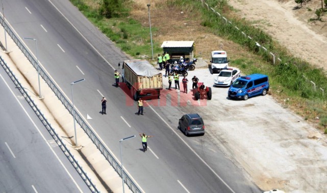 Helikopter destekli trafik denetiminde 13 araç trafikten men edildi
