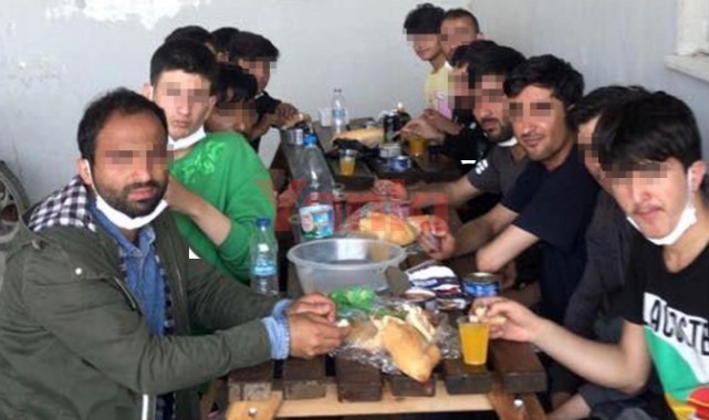 Manisa'da 12 kaçak göçmen yakalandı