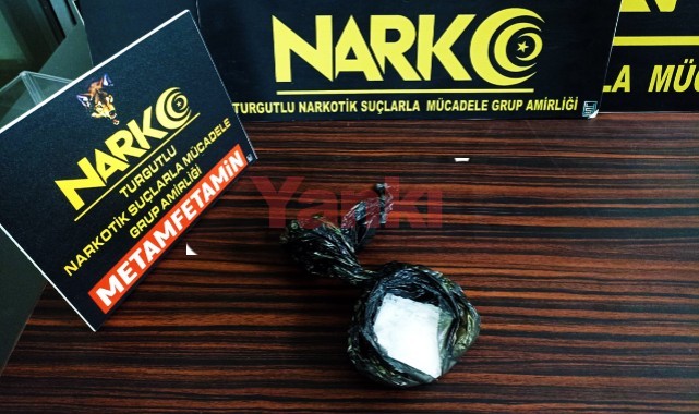 Turgutlu’da durdurulan araçta 42 gram metamfetamin ele geçirildi! Sürücü tutuklandı