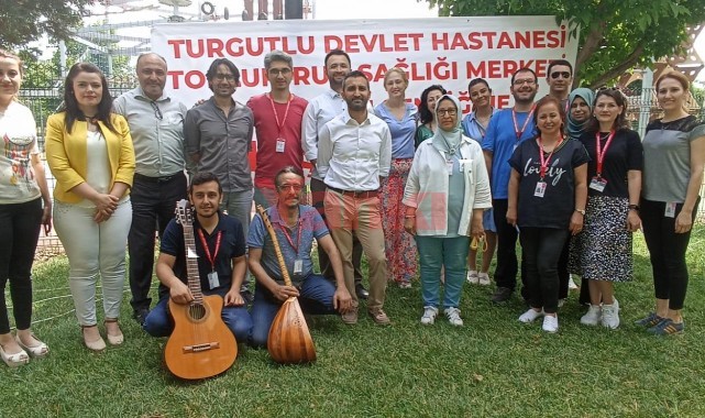 Turgutlu Devlet Hastanesinde ‘TRSM’ hastalarına kahvaltı ve eğlence şenliği