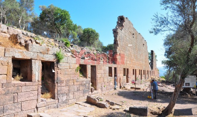 Aigai'nin agora binasının restorasyonu için uluslararası belgeleme çalışması başladı