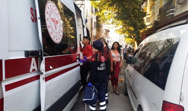 Bıçaklı kavgada 2 kişi yaralandı