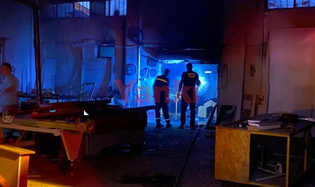 Marangoz atölyesinde çıkan yangını itfaiye söndürdü