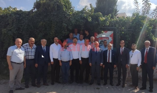 MHP'li Akçay, Manisa'da ziyaretlerde bulundu