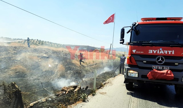 Otlukta başlayıp tarım arazilerine sıçrayan yangın söndürüldü