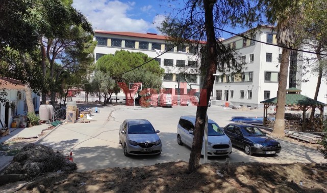 Ağaçların kesilmemesi için okul planı revize edildi