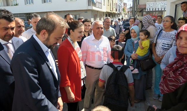 Milletvekili Kıvırcık Turgutlu'da: ''Esnaflar 1 Ekim'i beklesin, destek paketini açıklayacağız'