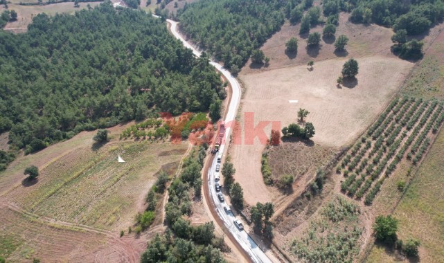 Turgutlu'da 20 kilometrelik grup yoluna asfalt
