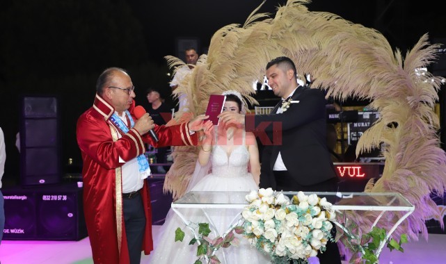 Yangın ve Çokgüreşçi Aileleri'nin mutlu günü