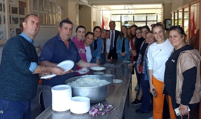 Cumhuriyet İlkokulu'ndan pilav hayrı