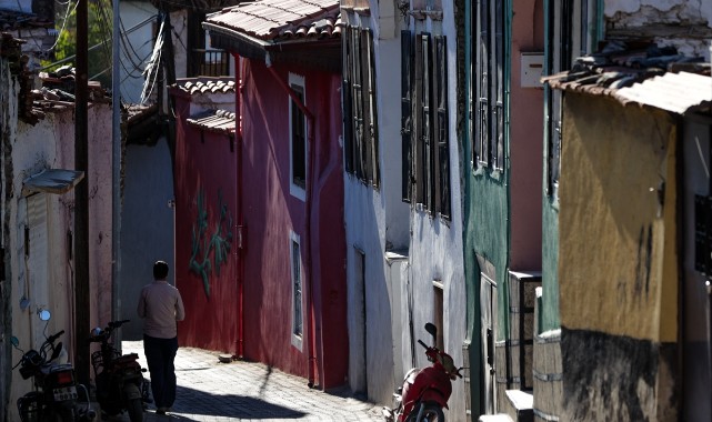 Restore edilen asırlık Kula evleri turizme hizmet ediyor