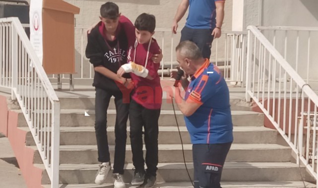 Turgutlu'da öğrencilere deprem ve yangın tatbikatı