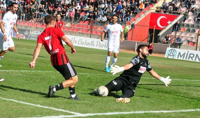 Turgutluspor ile A.Alanya Kestelspor puanları paylaştı: 0-0