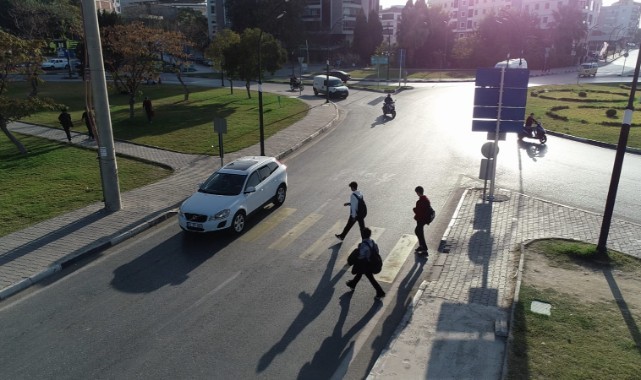 Yaya geçidi ihlalleri drone ile denetlendi