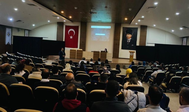 Devlet hastanesinde rehber öğretmenlere 'damgalama' semineri verildi