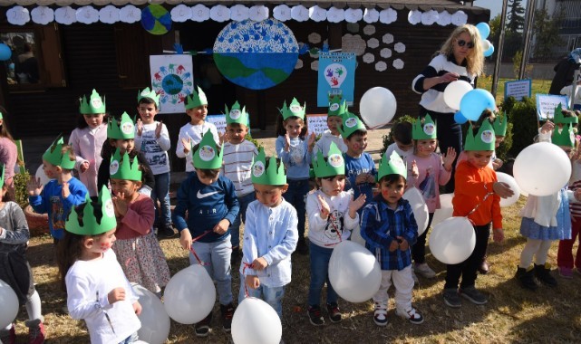 Dünya Çocuk Hakları Günü'ne renkli kutlama
