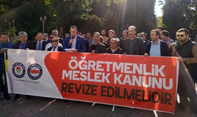 EBS üyesi öğretmenlerden ilk derse girmeme eylemi!