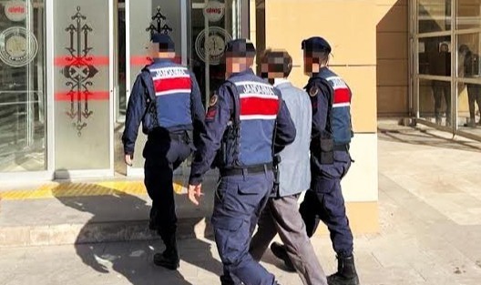 FETÖ'ye üye olma suçundan 11 yıl hapsi bulunan şahıs yakalandı