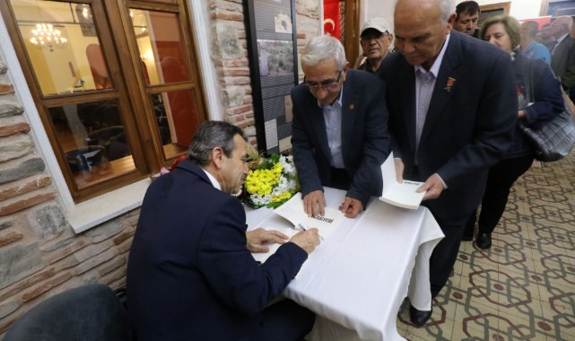 Turgutlu'da "Atatürk ve Cumhuriyet" Söyleşisi Yoğun İlgi Gördü