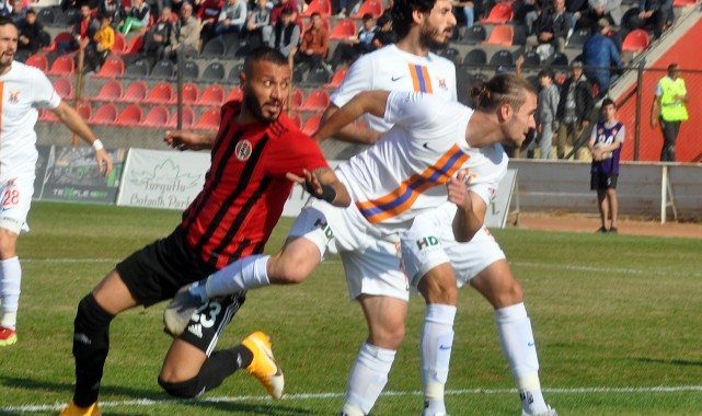 Turgutluspor evinde yokları oynadı: 0-1
