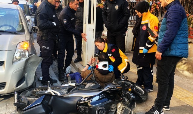 Otomobille çarpışan motosiklet sürücüsü yaralandı