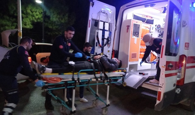 Otomobille motosikletin çarpışması sonucu 2 kişi yaralandı