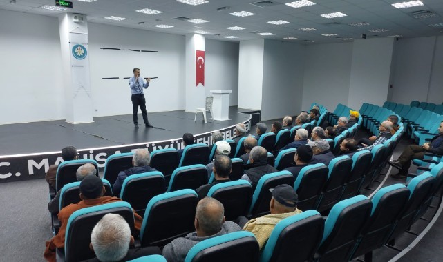 Turgutlu'da Arıcılara Kışlatma Eğitimi Verildi