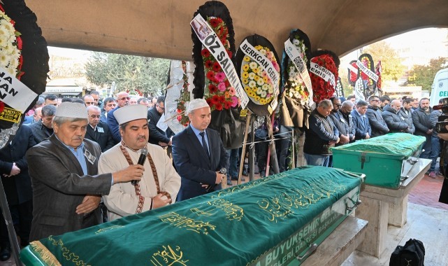 Kuyuda ölen baba ve oğlu son yolculuğuna uğurlandı
