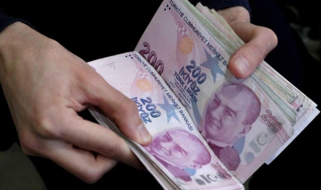Memur ve emekli maaşlarına yapılan yüzde 25'lik artış yüzde 30'a çıkarıldı