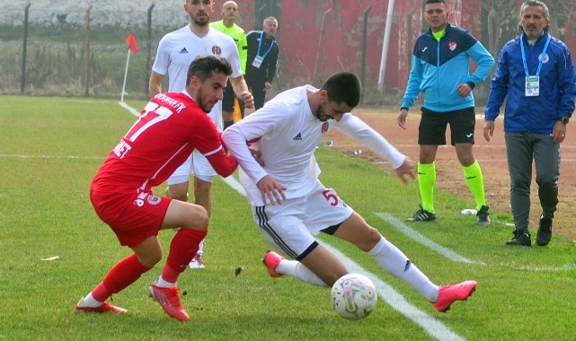 Turgutluspor ikinci yarıya kötü başladı: 0-2
