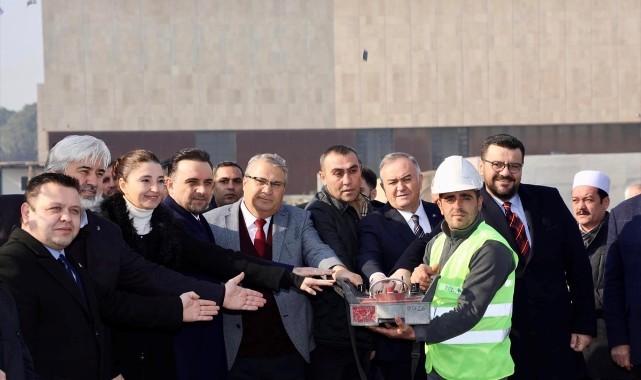 Yunusemre Belediyesi Gençlik Merkezi'nin temeli törenle atıldı
