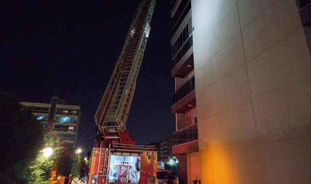 Manisa'da yangın: 6 kişi hastaneye kaldırıldı