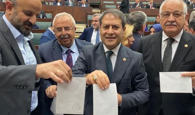 AK Parti'nin Cumhurbaşkanı adayı Recep Tayyip Erdoğan