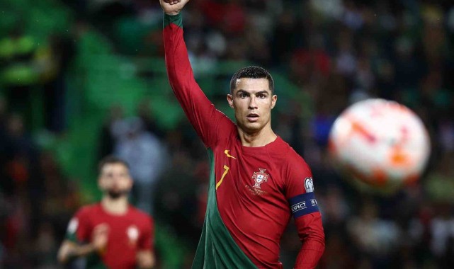 Cristiano Ronaldo'dan yeni dünya rekoru