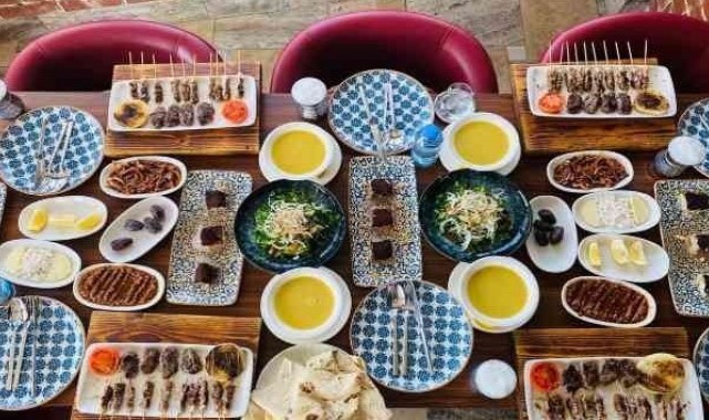 "İftar ile sahur arasına en az bir ara öğün ekleyin"