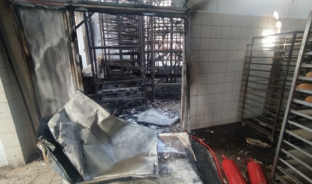 Manisa'da fırında çıkan yangın söndürüldü