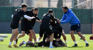Manisa FK, Altay maçı hazırlıklarını tamamladı