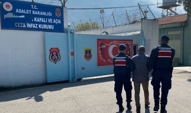 Turgutlu'da 6 farklı suçtan aranan hükümlü yakalandı