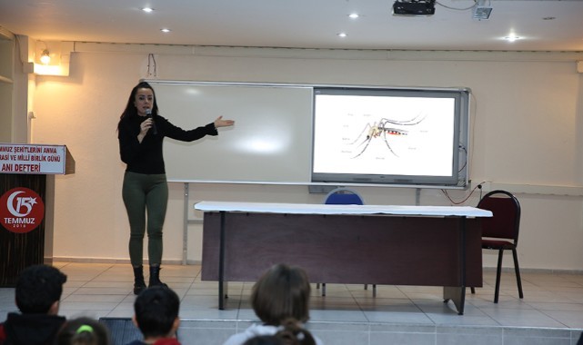 Öğrenciler Haşere İle Mücadele Konusunda Bilgilendiriliyor