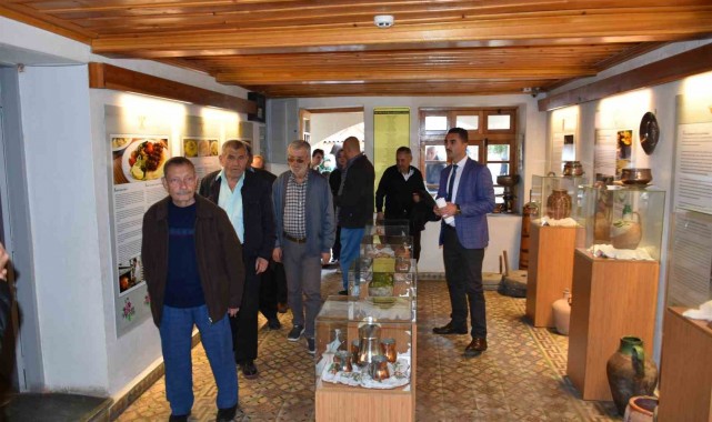 Salihli Kent Müzesi, huzurevi sakinlerini ağırladı