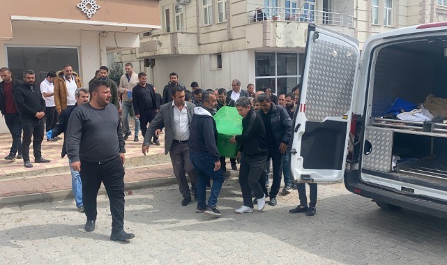 Adıyaman'da depremzede öğretmen önce çocuğuna sonra kendi kafasına sıktı
