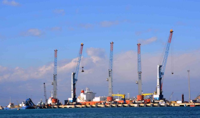Aliağa limanları ilk çeyrekte rekor kırdı