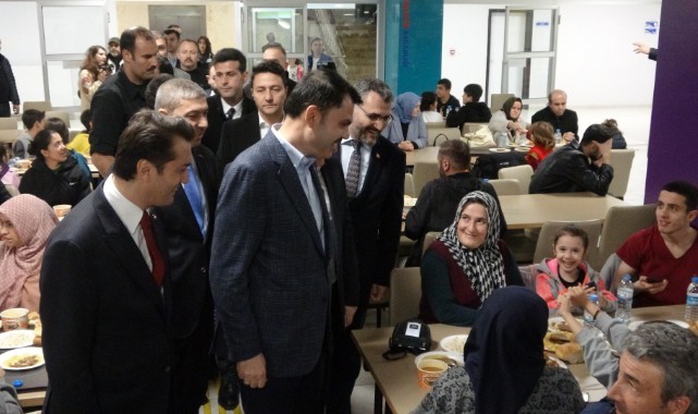  Bakan Kurum: "Vatandaşlarımıza ne söz verdiysek o sözlerimizi tutacağız"
