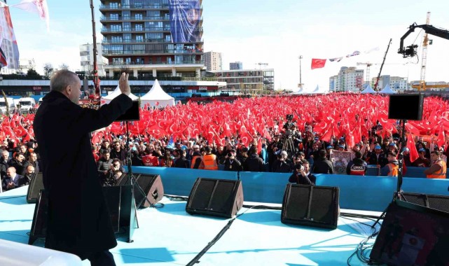 Cumhurbaşkanı Erdoğan: "Kıblesi Kabe olmayanın artık seccadesi nereye bakar bilemem."