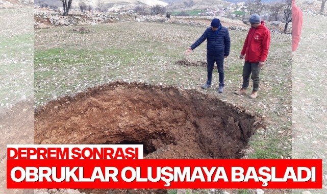 Deprem sonrası obruklar oluşmaya başladı